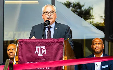 Flowchart showing the three-step research approval process: application, review, and notification.
